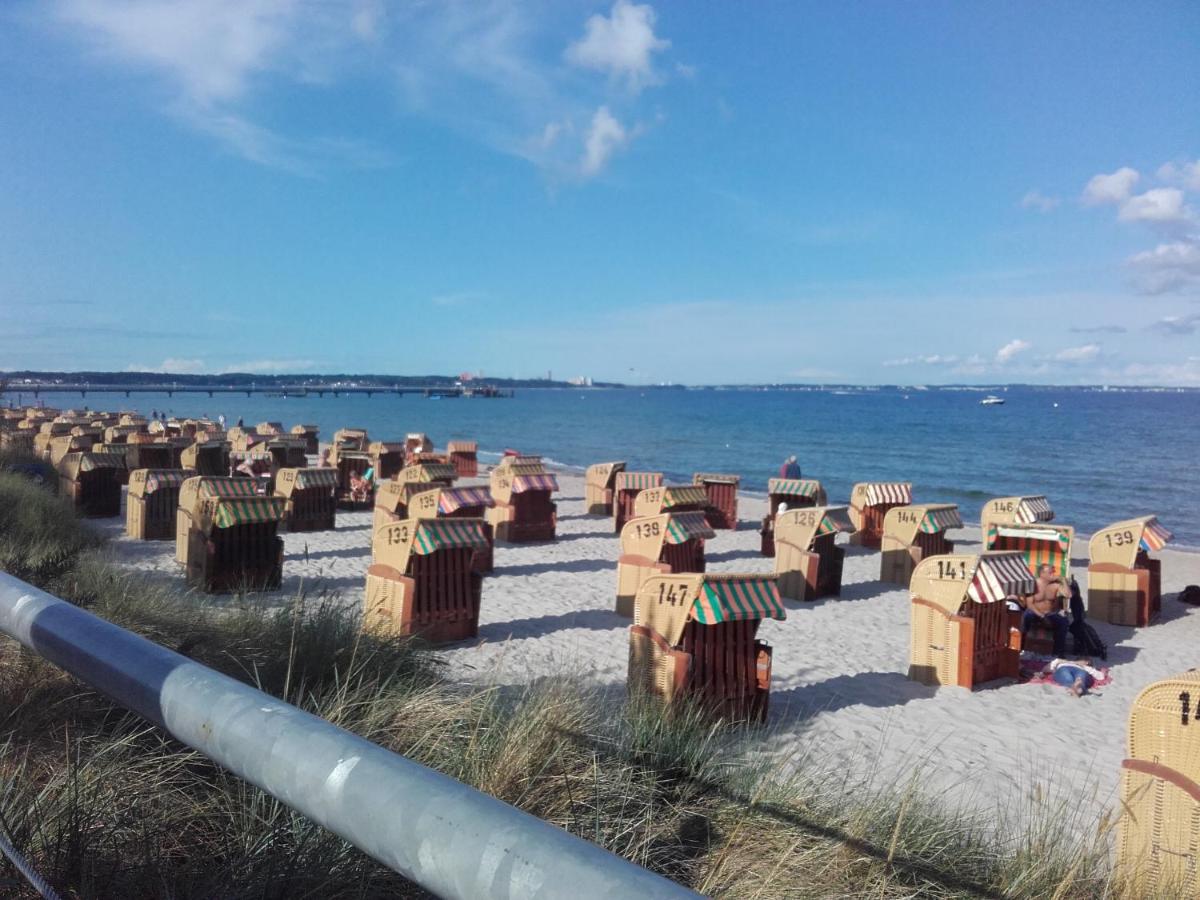 Waldhuette Am See Klingberg Kültér fotó