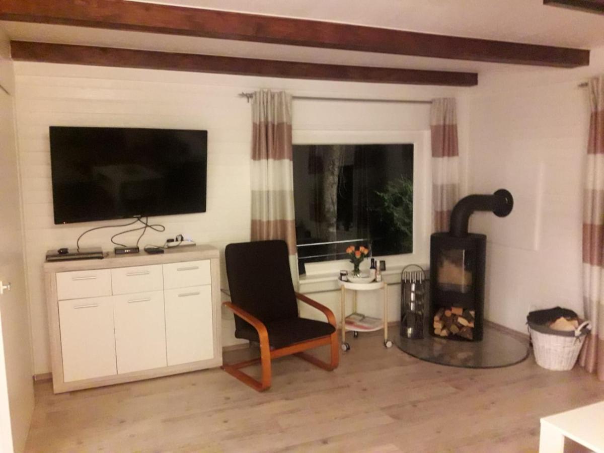 Waldhuette Am See Klingberg Kültér fotó